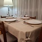 Urban Camelias Apartament *