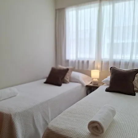 Urban Camelias * Βίγκο